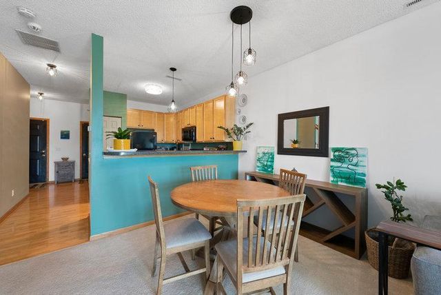 849 Providence Drive, Shakopee, MN 55379