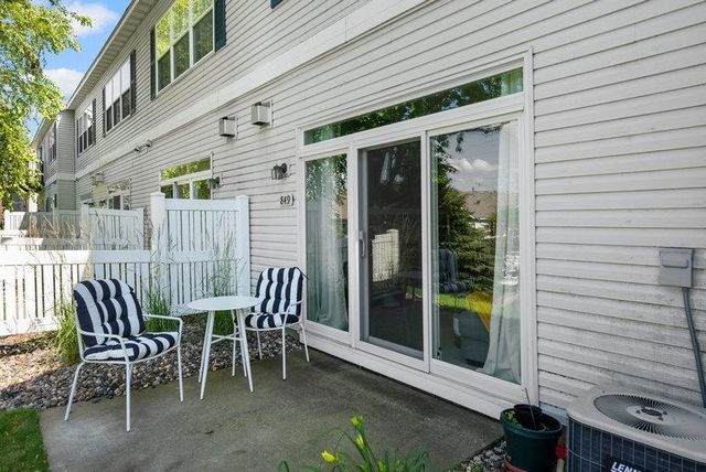 849 Providence Drive, Shakopee, MN 55379