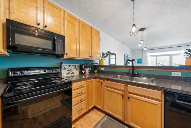 849 Providence Drive, Shakopee, MN 55379