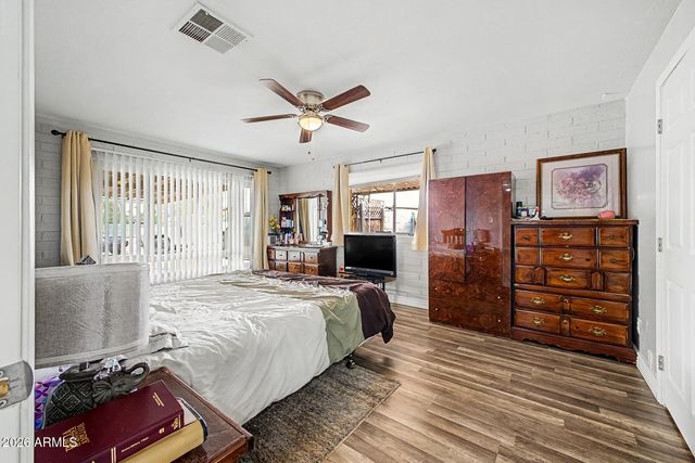 5827 W MONTECITO Avenue, Phoenix, AZ 85031