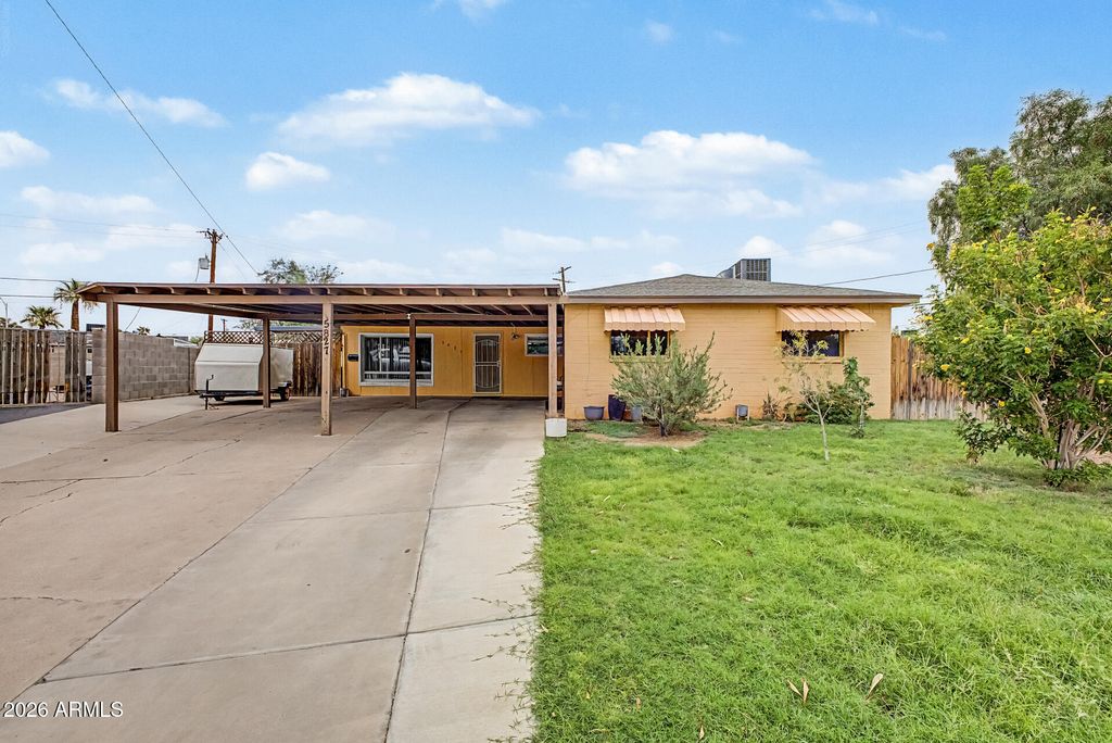 5827 W MONTECITO Avenue, Phoenix, AZ 85031