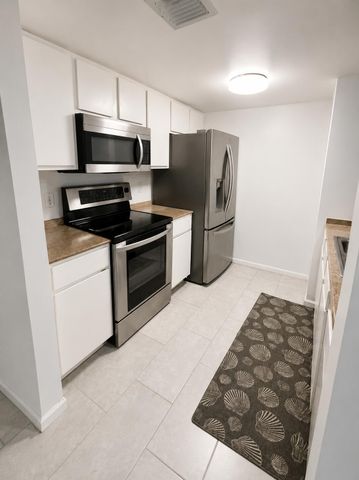 1100 Scotia Drive 102, Hypoluxo, FL 33462