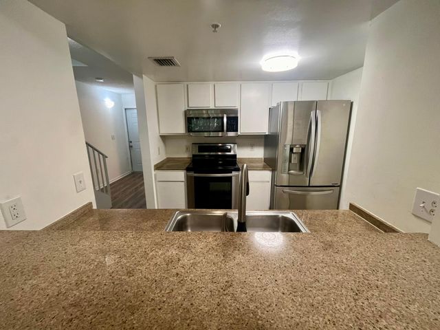 1100 Scotia Drive 102, Hypoluxo, FL 33462
