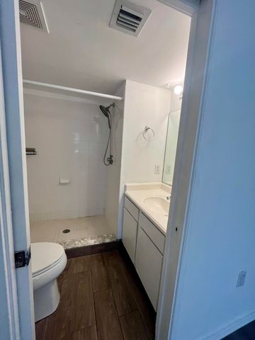 1100 Scotia Drive 102, Hypoluxo, FL 33462