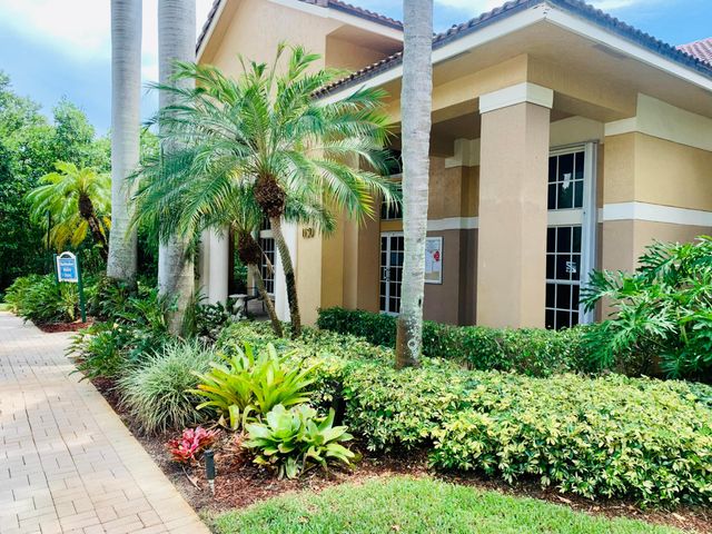 1100 Scotia Drive 102, Hypoluxo, FL 33462