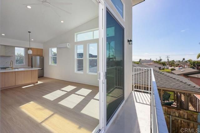 3839 Baker St, San Diego, CA 92117