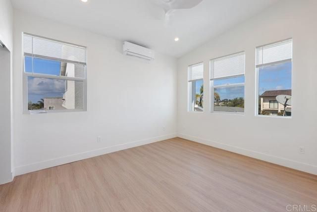 3839 Baker St, San Diego, CA 92117