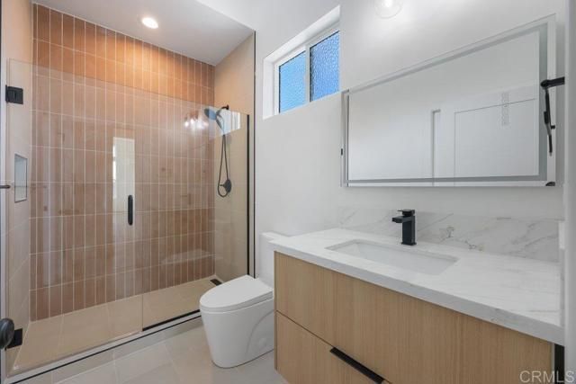 3839 Baker St, San Diego, CA 92117