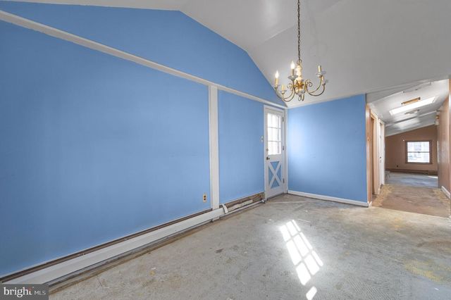 302 GARTH RD, Oreland, PA 19075