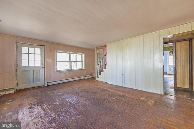 302 GARTH RD, Oreland, PA 19075