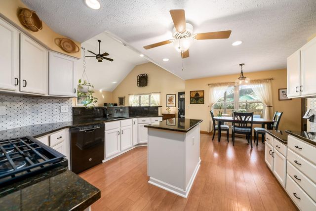 2383 Birch Bark Trail, Grove City, OH 43123