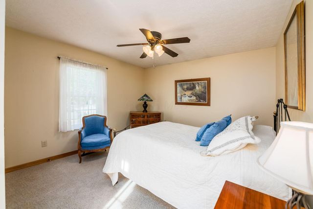 2383 Birch Bark Trail, Grove City, OH 43123