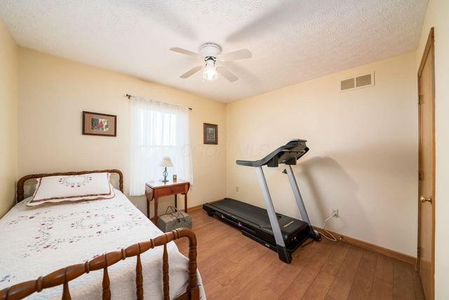 2383 Birch Bark Trail, Grove City, OH 43123