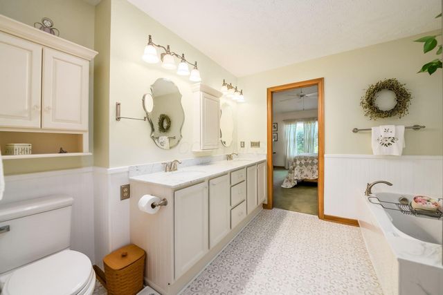 2383 Birch Bark Trail, Grove City, OH 43123