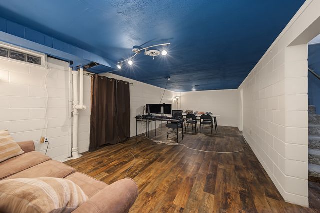 212 Garden Road, Ames, IA 50010