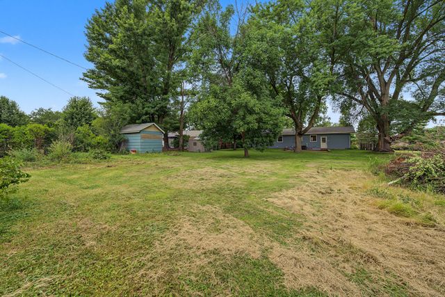 212 Garden Road, Ames, IA 50010