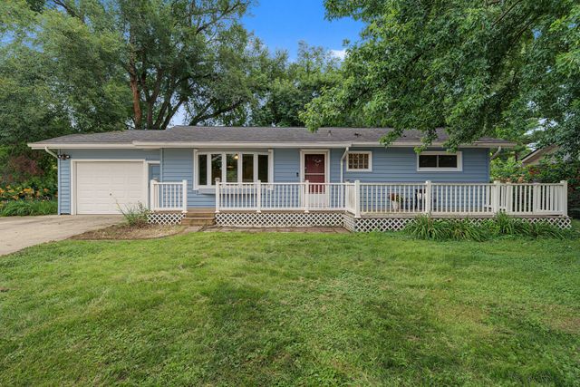 212 Garden Road, Ames, IA 50010