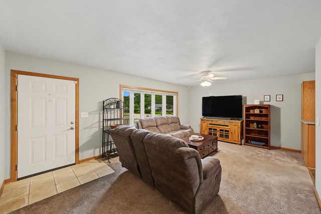 212 Garden Road, Ames, IA 50010