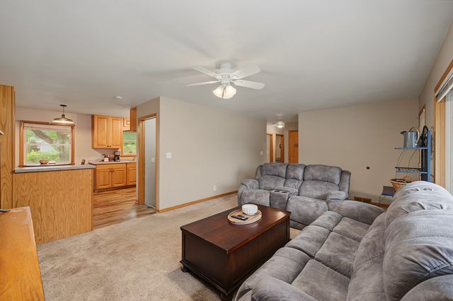 212 Garden Road, Ames, IA 50010