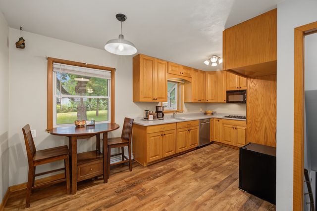 212 Garden Road, Ames, IA 50010