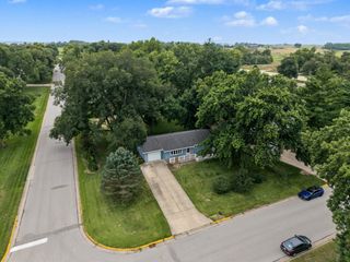 212 Garden Road, Ames, IA 50010