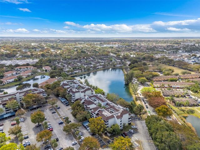 8305 SW 152nd Ave A-107, Miami, FL 33193