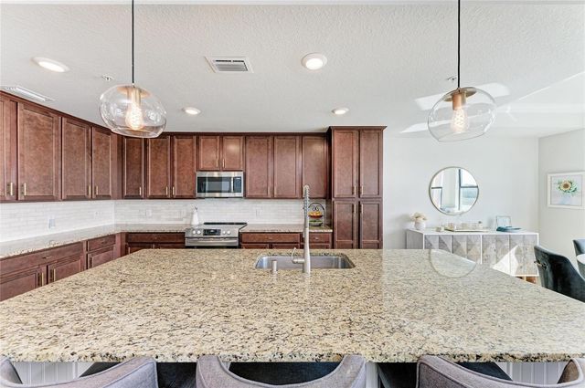 17006 VARDON TERRACE 206, Lakewood Ranch, FL 34211