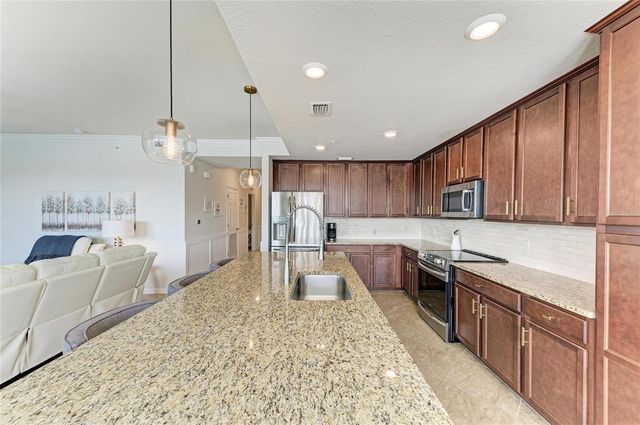 17006 VARDON TERRACE 206, Lakewood Ranch, FL 34211