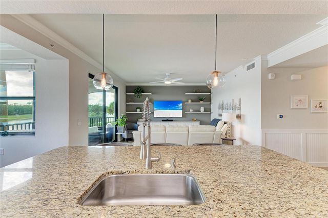 17006 VARDON TERRACE 206, Lakewood Ranch, FL 34211