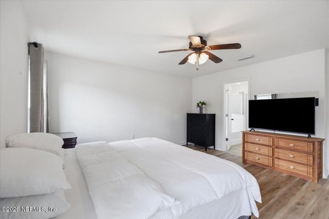 12401 ACOSTA OAKS Drive, Jacksonville, FL 32258