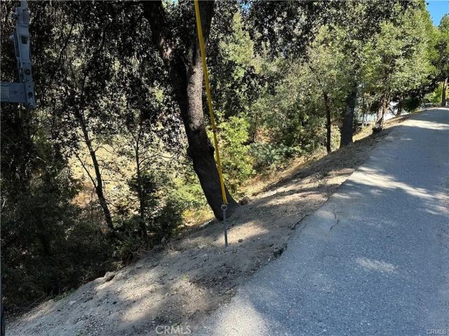 24960 Saxon, Crestline, CA 92325