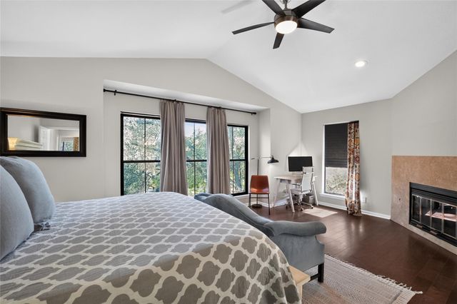 1911 Stoneridge RD, Austin, TX 78746