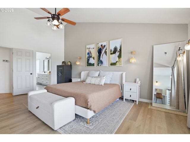 2511 Nw 116TH St, Vancouver, WA 98685
