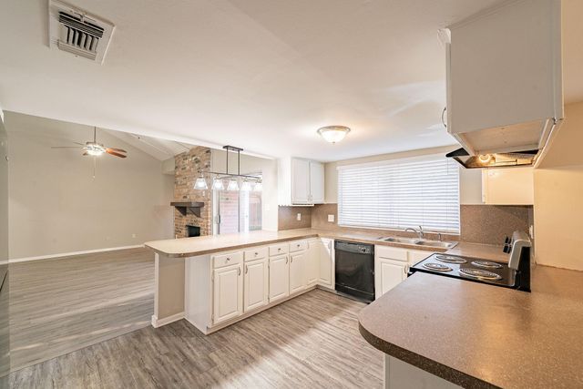 16234 Summer Wind Drive, Houston, TX 77090
