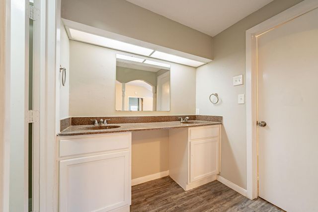 16234 Summer Wind Drive, Houston, TX 77090