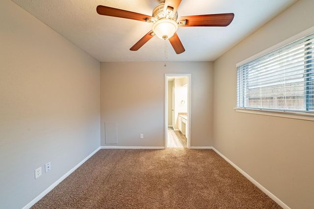16234 Summer Wind Drive, Houston, TX 77090
