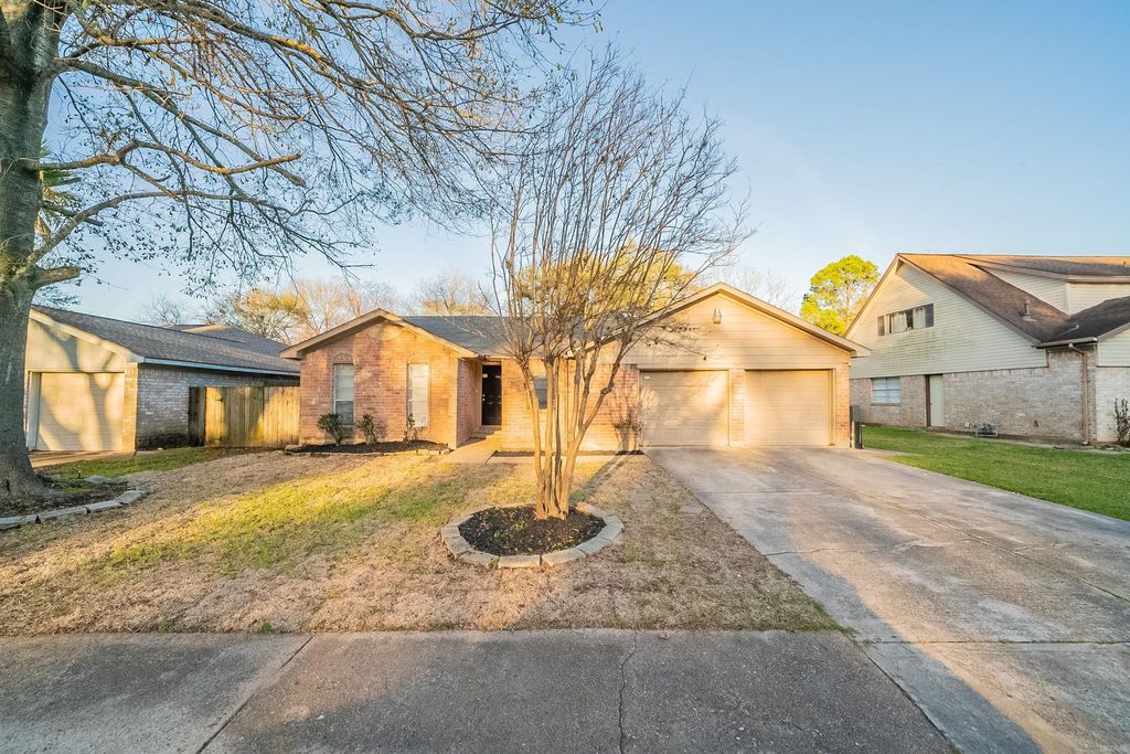 16234 Summer Wind Drive, Houston, TX 77090