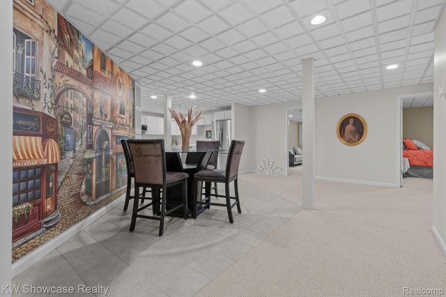 288 Prestwick Trail, Highland Charter Township, MI 48357