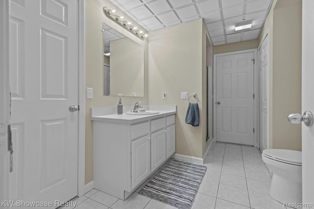 288 Prestwick Trail, Highland Charter Township, MI 48357