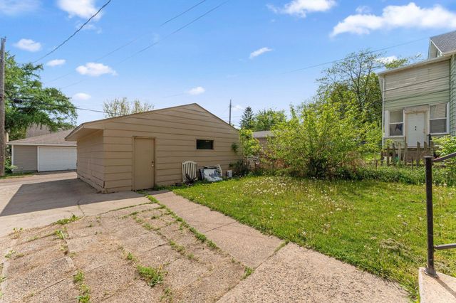 906 5th Street E, Saint Paul, MN 55106
