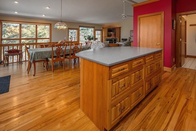 432 Stonewall COURT, Burlington, WI 53105