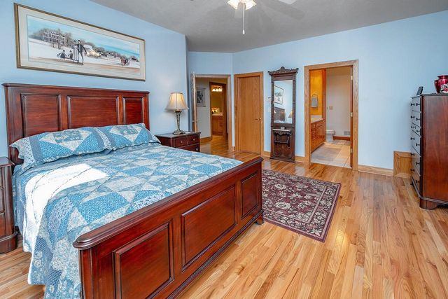 432 Stonewall COURT, Burlington, WI 53105