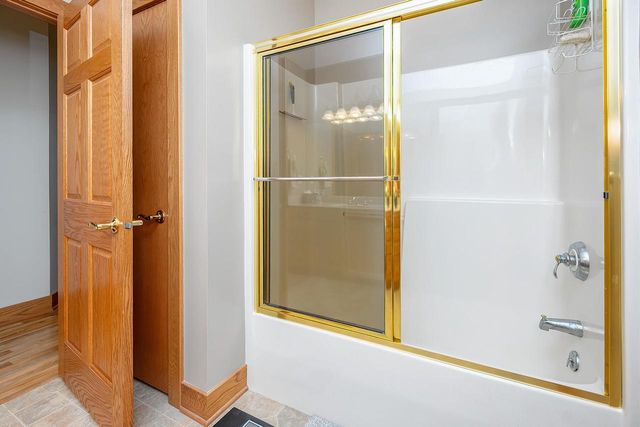 432 Stonewall COURT, Burlington, WI 53105