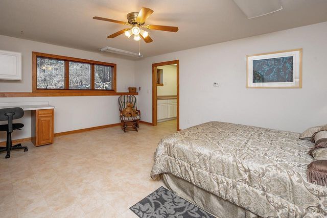 432 Stonewall COURT, Burlington, WI 53105