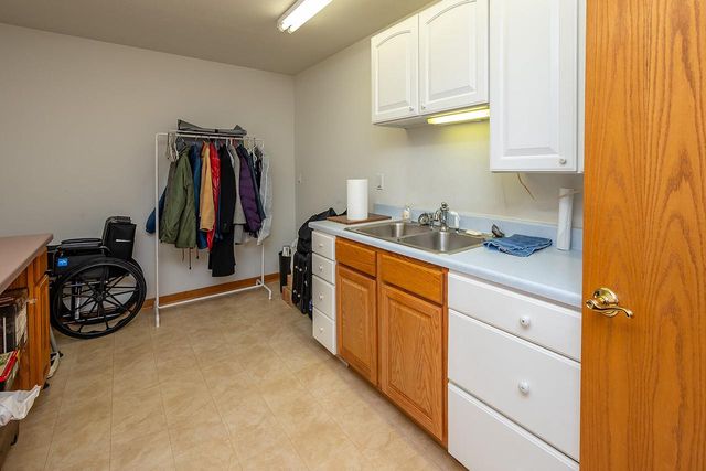 432 Stonewall COURT, Burlington, WI 53105