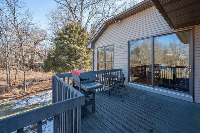 432 Stonewall COURT, Burlington, WI 53105