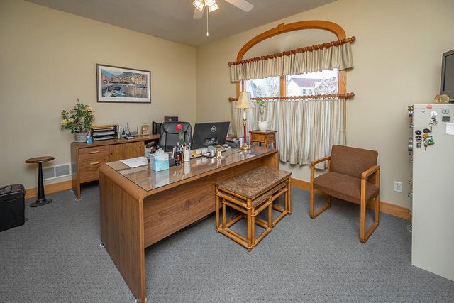 432 Stonewall COURT, Burlington, WI 53105