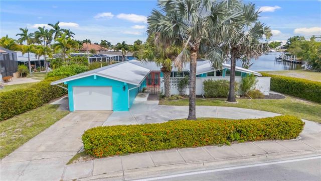1960 W MARION AVENUE, Punta Gorda, FL 33950