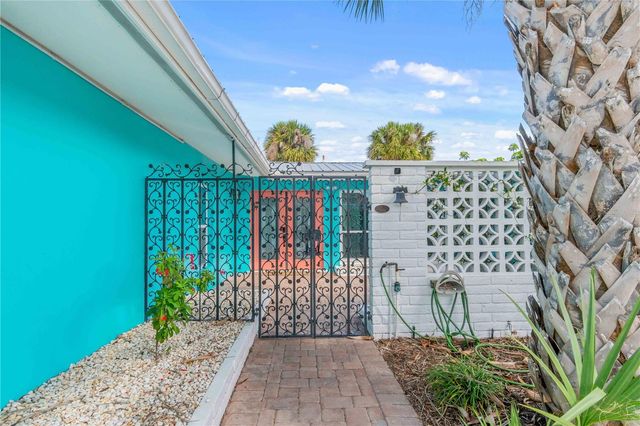 1960 W MARION AVENUE, Punta Gorda, FL 33950