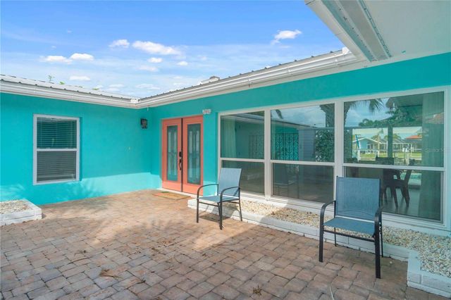 1960 W MARION AVENUE, Punta Gorda, FL 33950